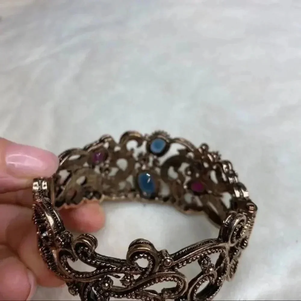 - Vintage multicolor women bracelet NEW